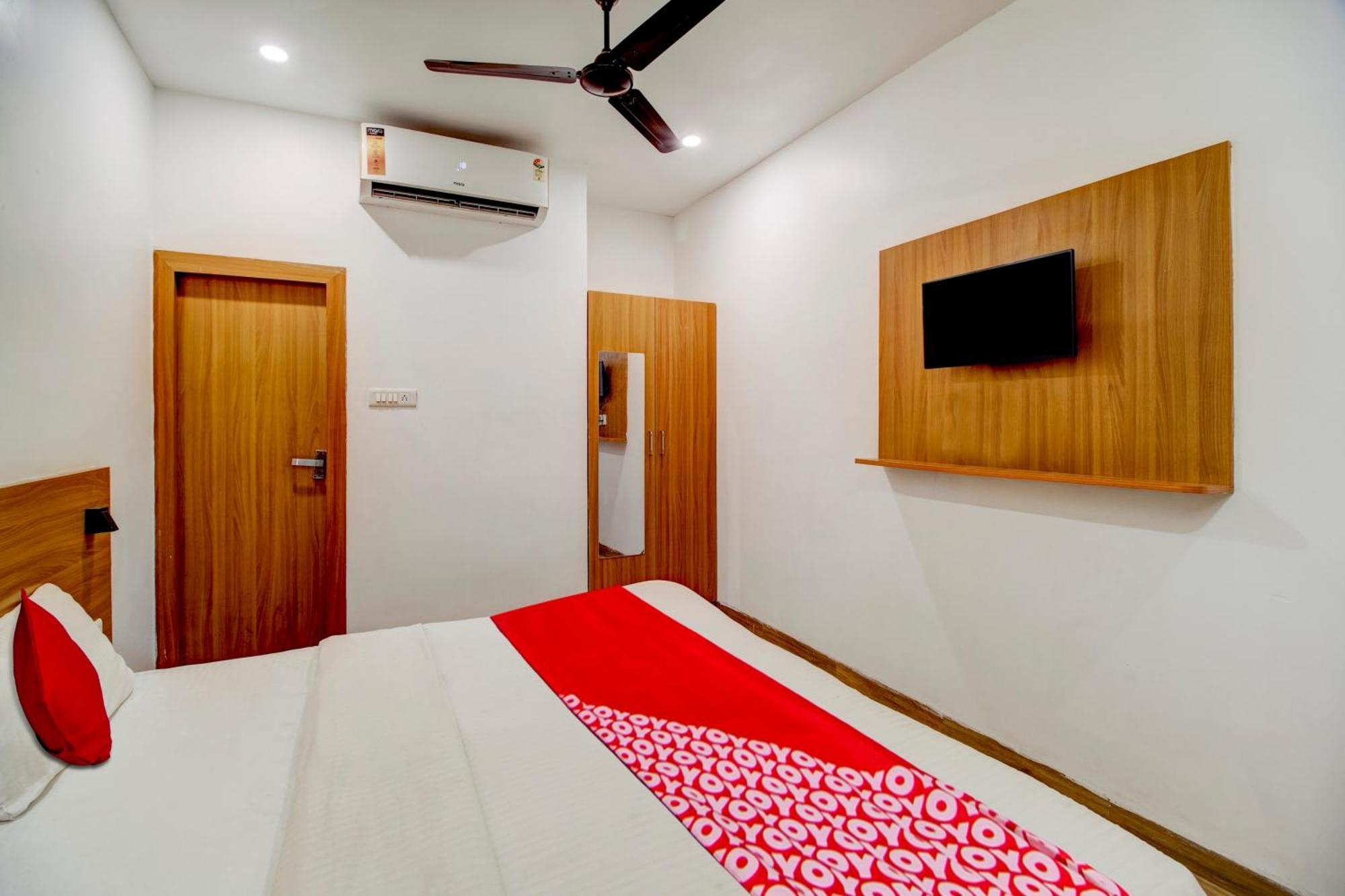 Hotel O Hill View Residency Near Aca Stadium 古瓦哈提 外观 照片