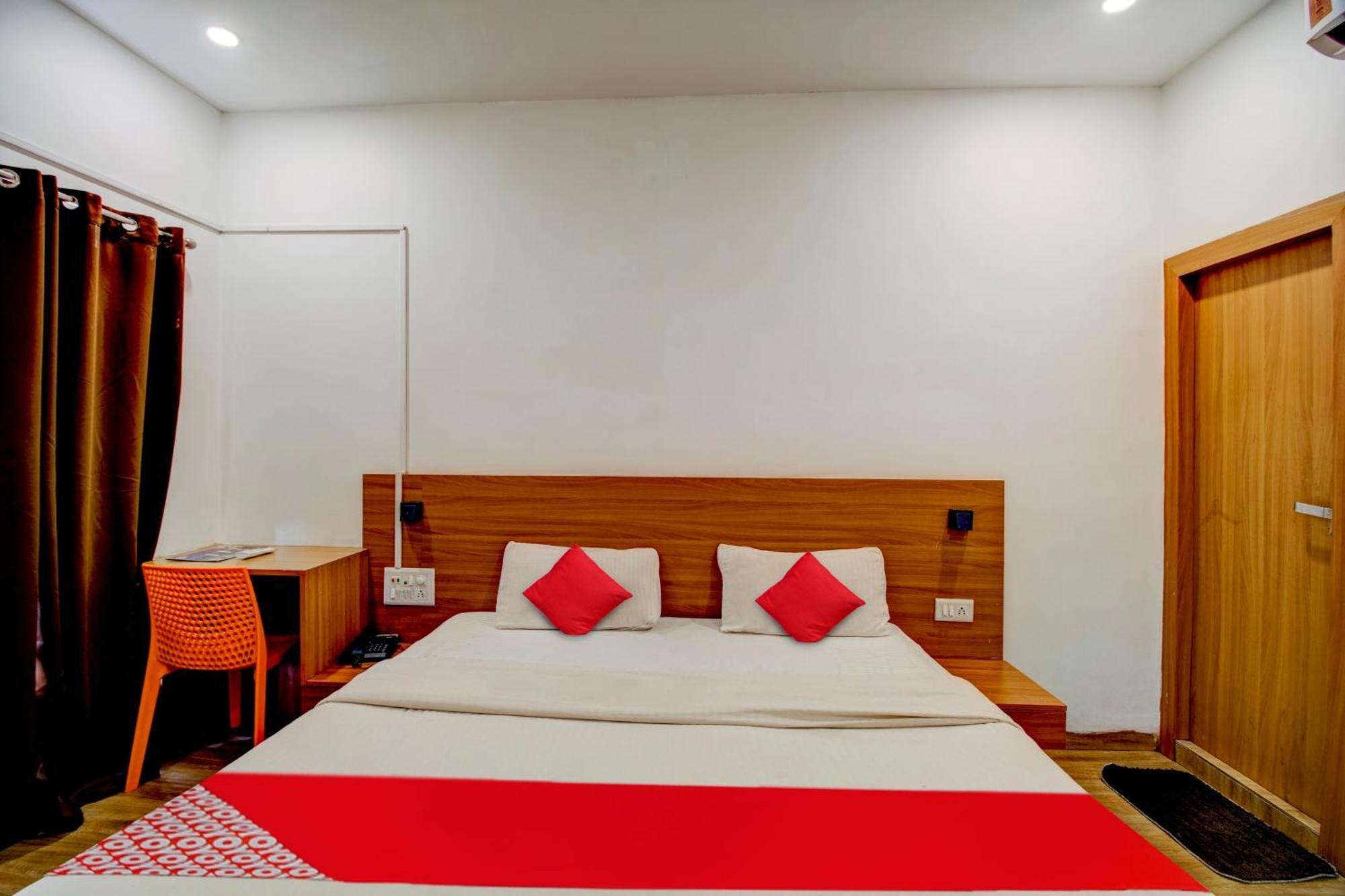 Hotel O Hill View Residency Near Aca Stadium 古瓦哈提 外观 照片